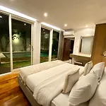 Mila\'S Villa
