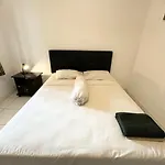OYO 90053 Paradise Inn