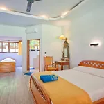 Uns Hotel - Bali