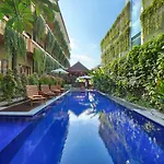 Bali Chaya Hotel Legian