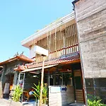 Bedplus Backpacker Kuta