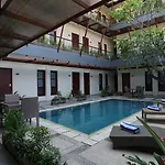 Reddoorz Near Legian Street