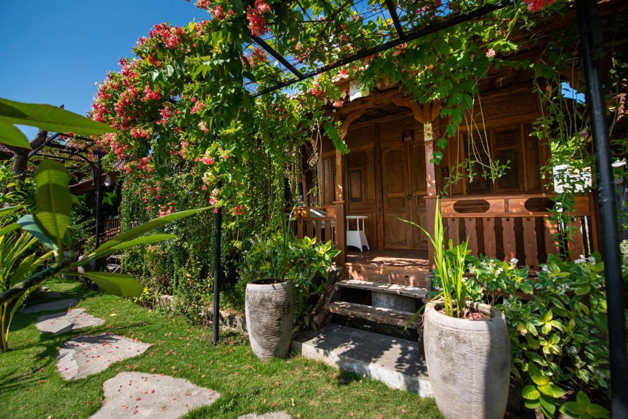 Moson Villa Legian (Bali)