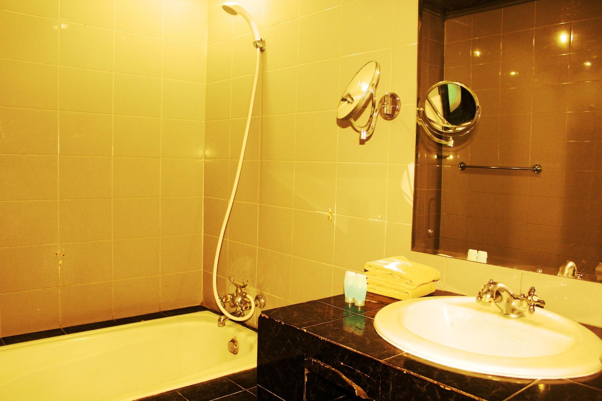 The Sari Hotel Legian (Bali)