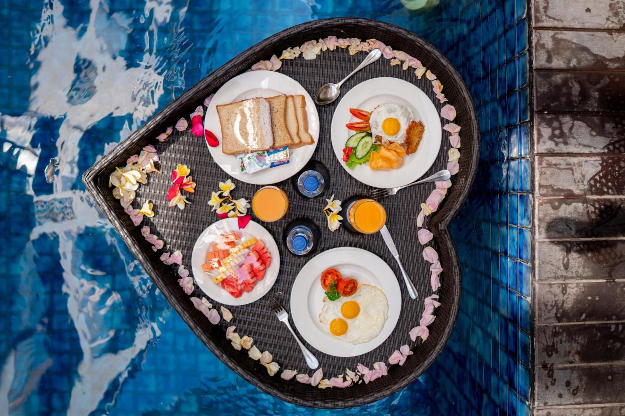 The Sun & - Chse Certified Hotel 4*