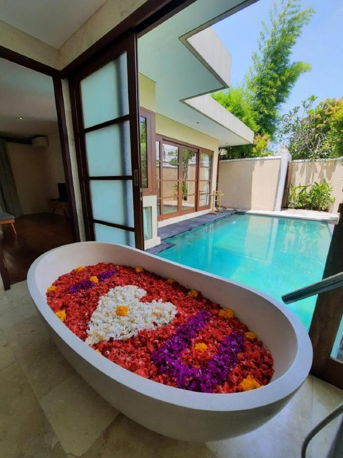 Beautiful Bali * Legian (Bali)