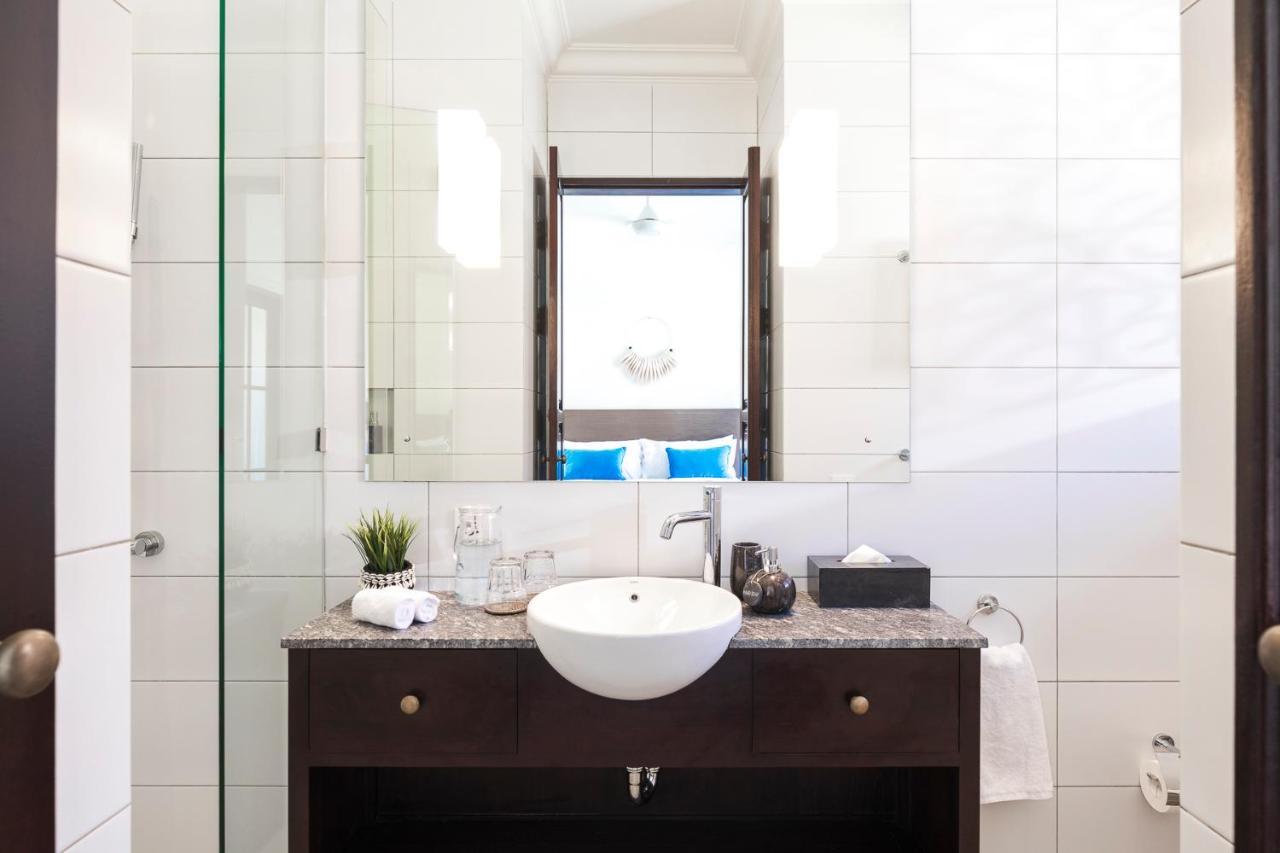 Tahi - Stylish Luxury, Tranquil Location, Walk To * Legian (Bali)