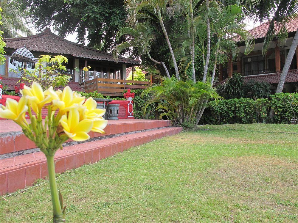 Puri Naga Beachfront Legian (Bali)