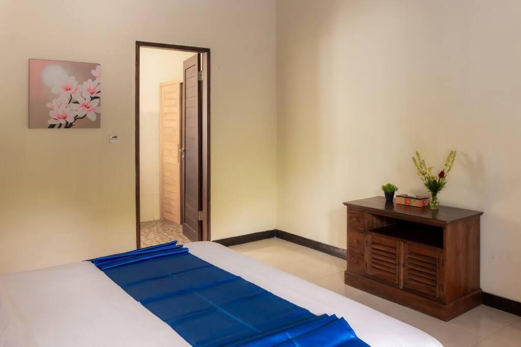 Seminyak Happy By Taman Bali *