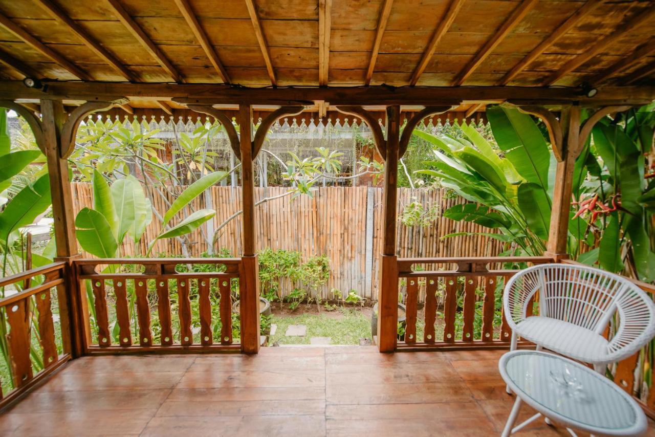 Moson Villa *