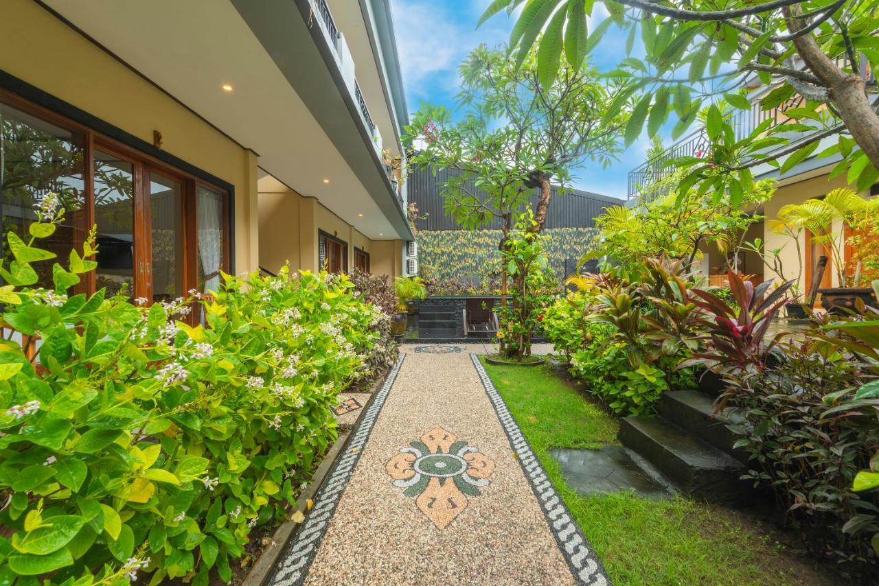 Guest house Liliy Near Legian (Bali)