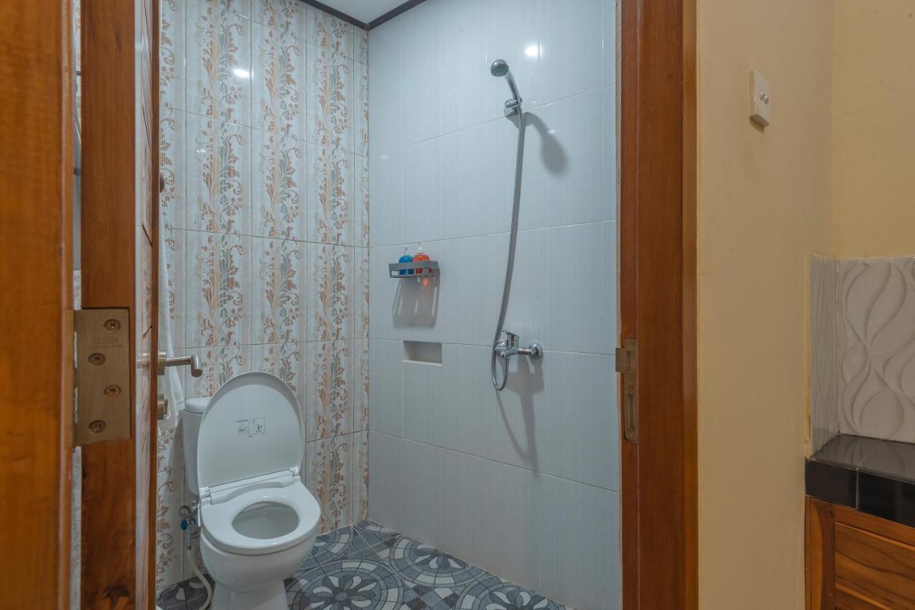 Guest house Liliy Near Legian (Bali)