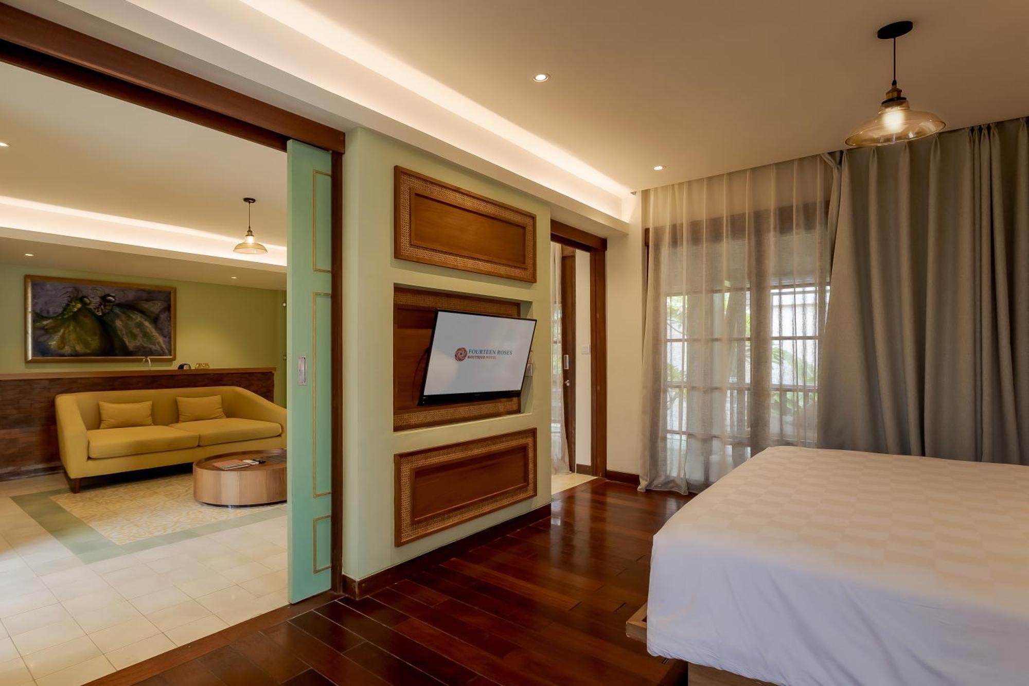 Fourteen Roses Boutique Hotel, Kuta 4*