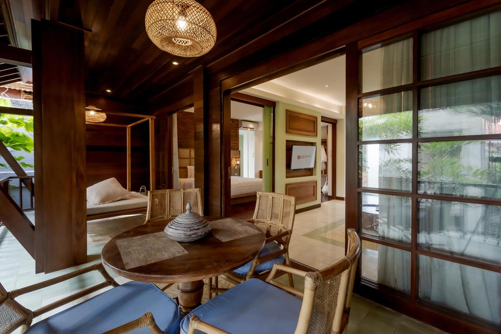 Hotel Fourteen Roses Boutique Hotel, Kuta Legian