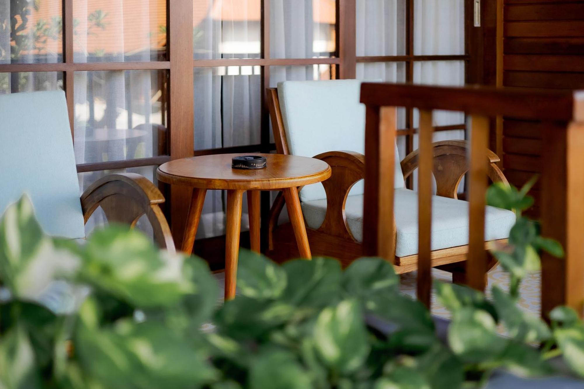 Fourteen Roses Boutique Hotel, Kuta 4* Legian