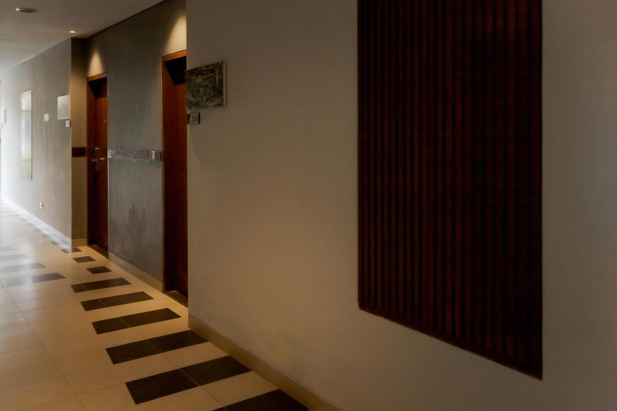 Hotel Fourteen Roses Boutique Hotel, Kuta Legian