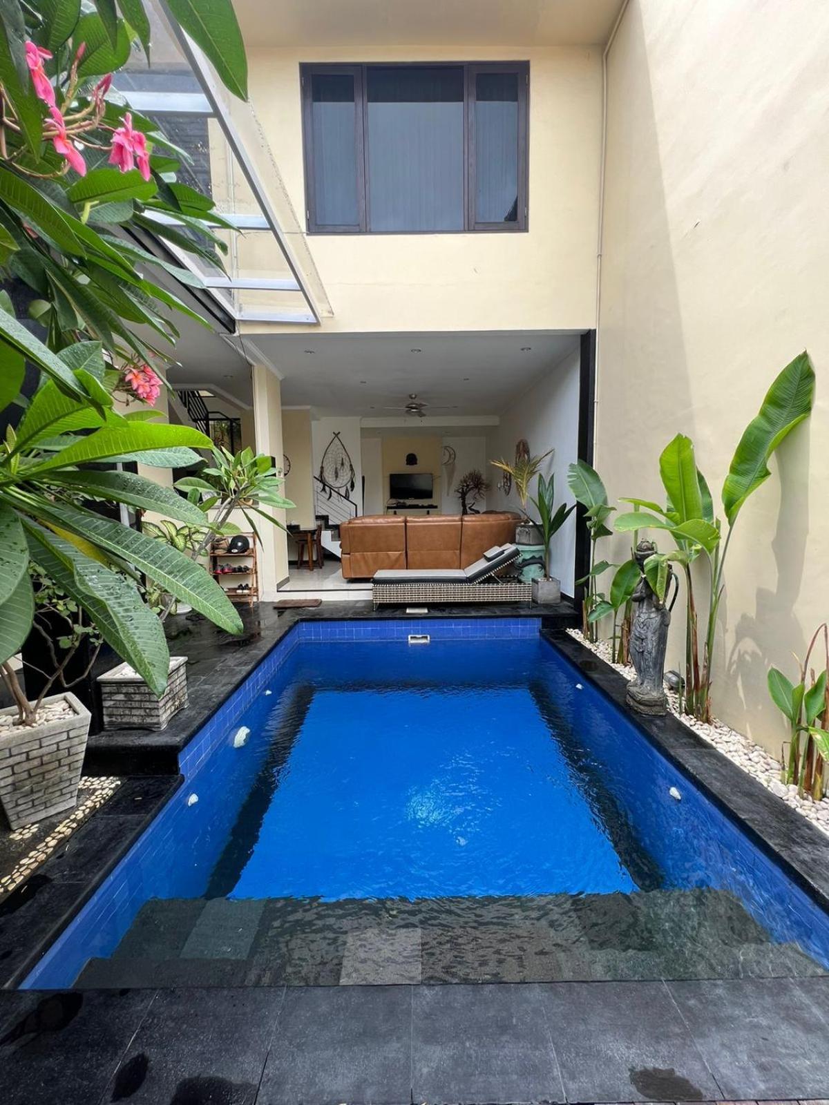 Bali, Kuta, De Kubu No1 *