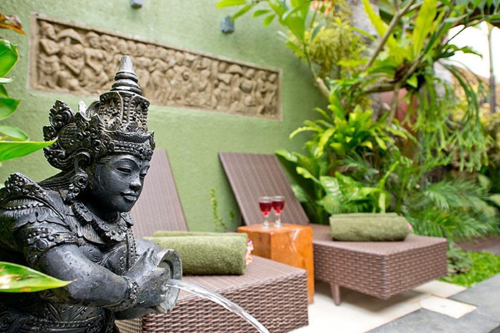 Villa Anggrek 66 *