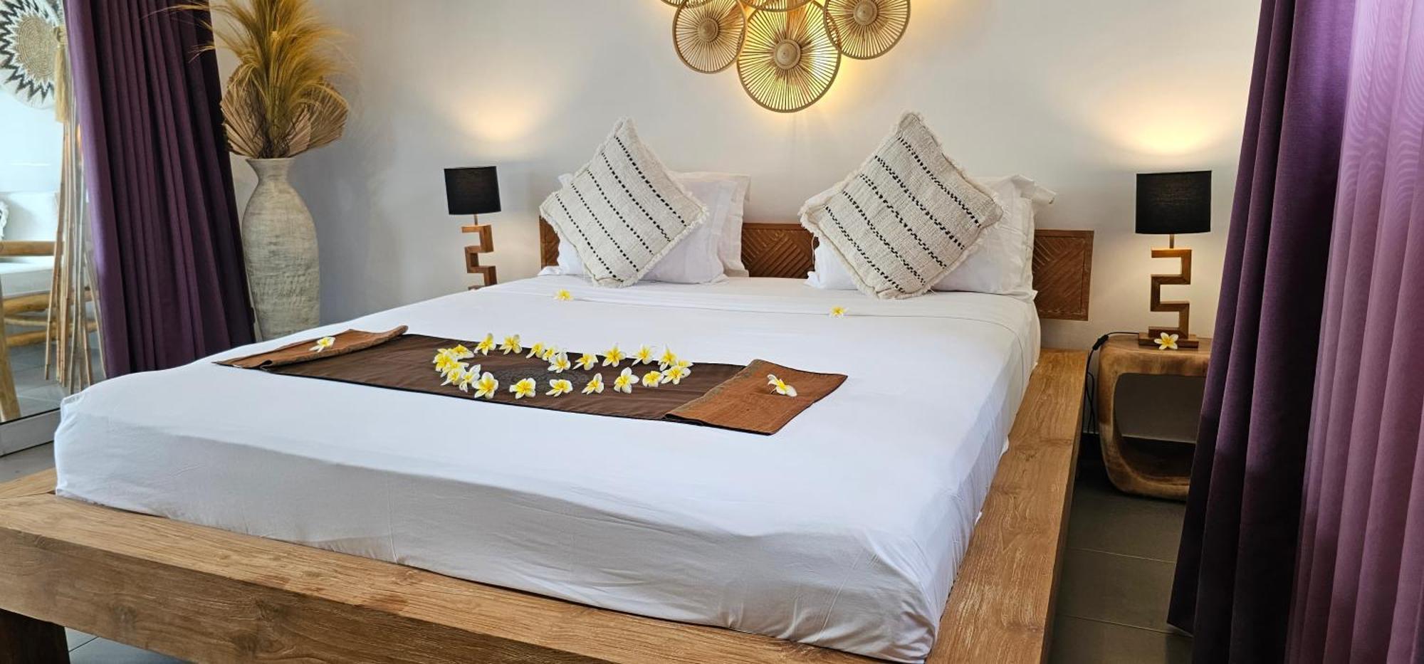 Floppy New 1 Bedr Private Pool 5min * Legian