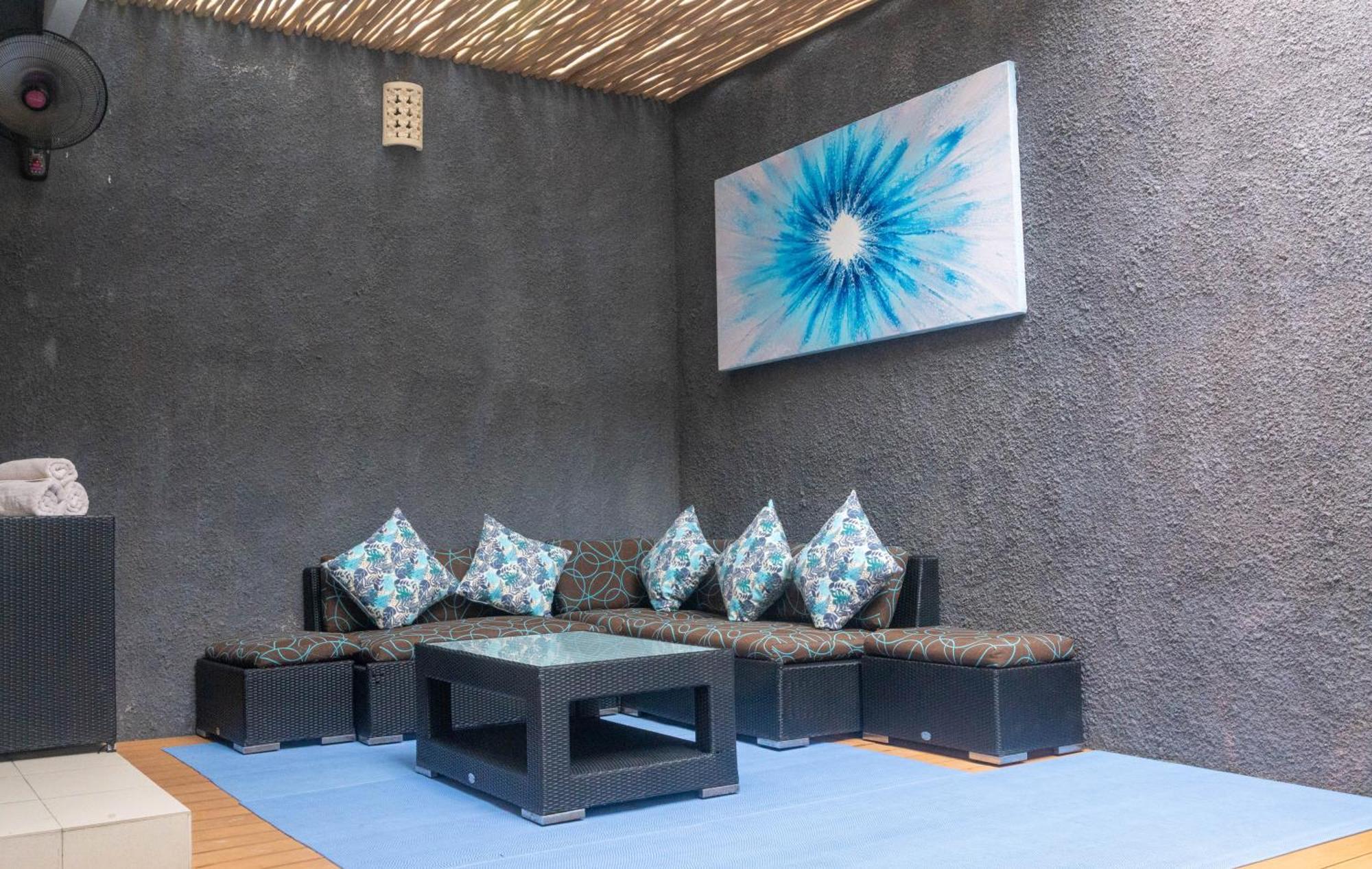 Villa Lestari *