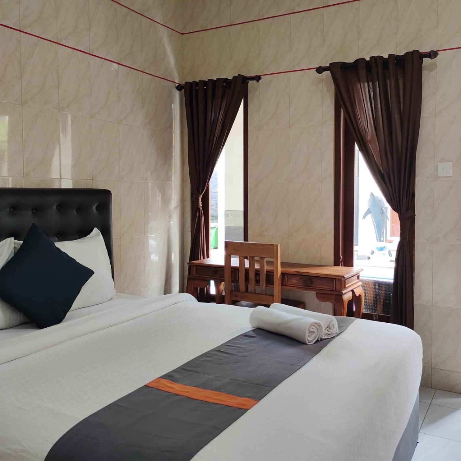 Santhi Graha By Naulitabitha Guest house *