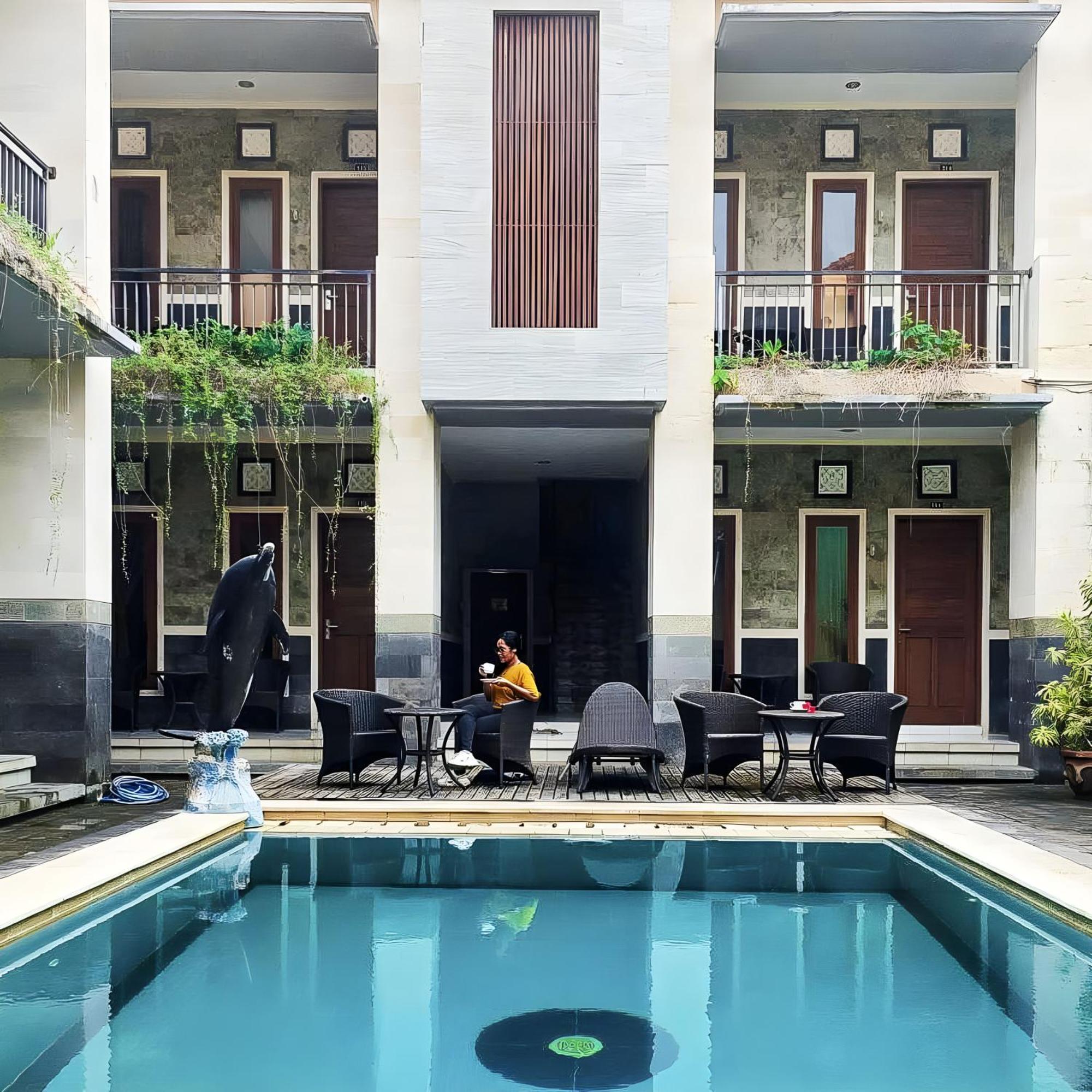 Santhi Graha By Naulitabitha Guest house