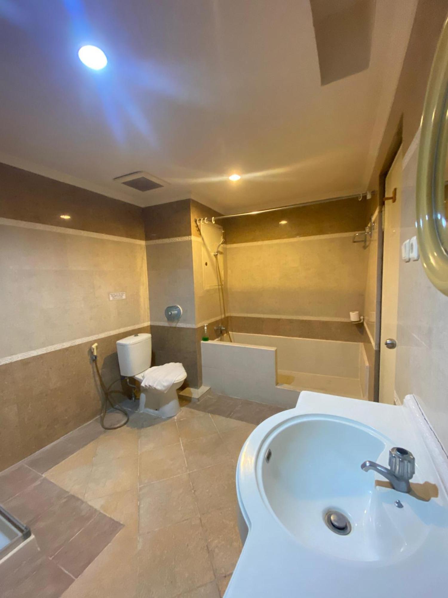 Ammara By Vilarisi Hotel