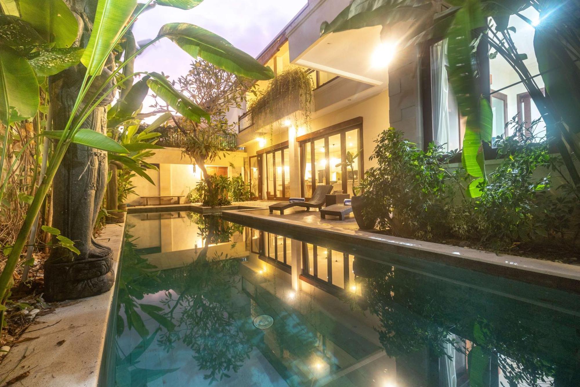 Tepi Sungai A Luxurious, Under New Management, 6 Bedroom 620 Sqm Retreat Featuring A Stunning 15 Meter Pool And Dedicated Childrens With 4 Bunk Beds Newly Renovated In Seminyak Villa