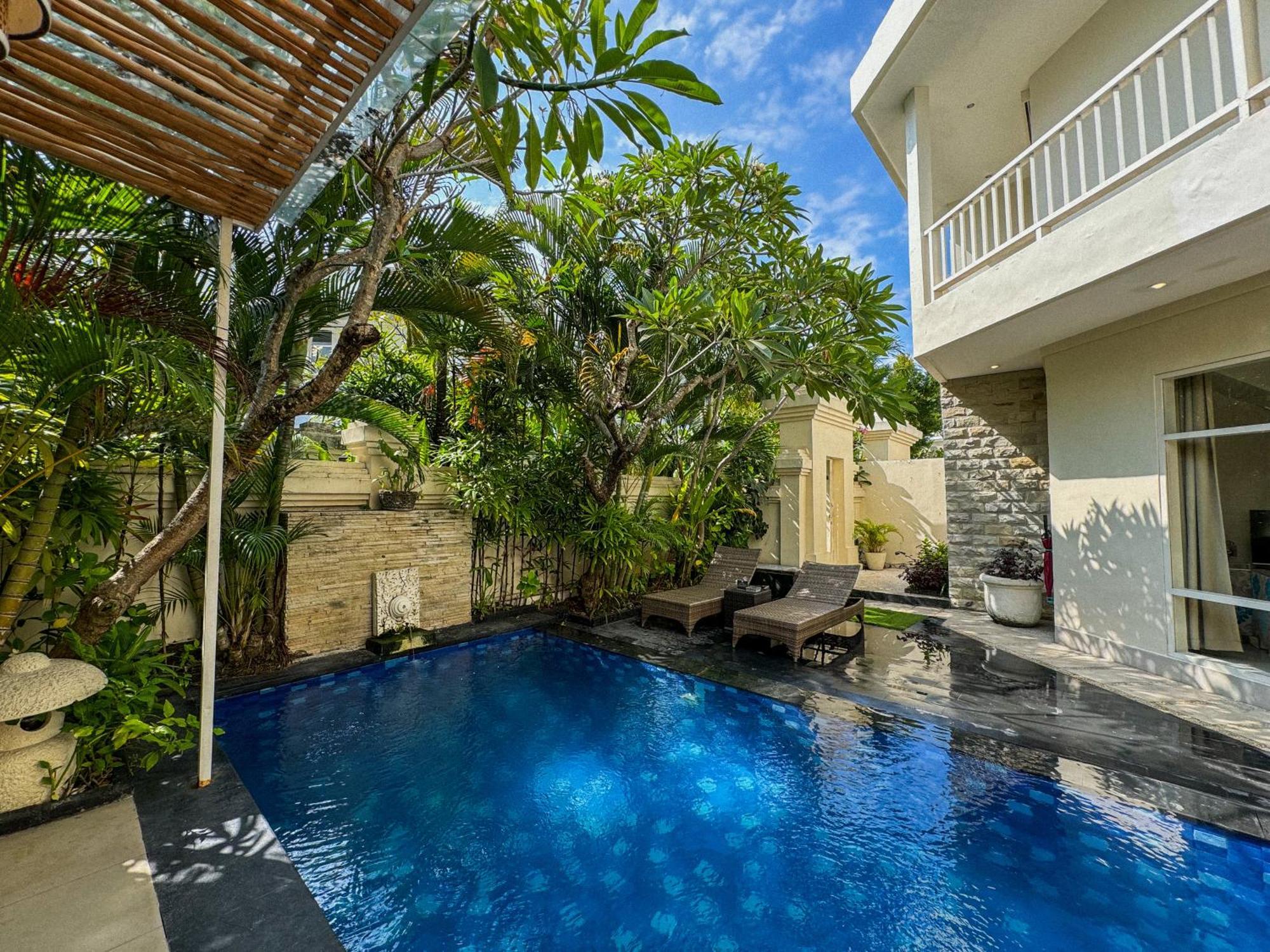 Villa Awila Kuta *