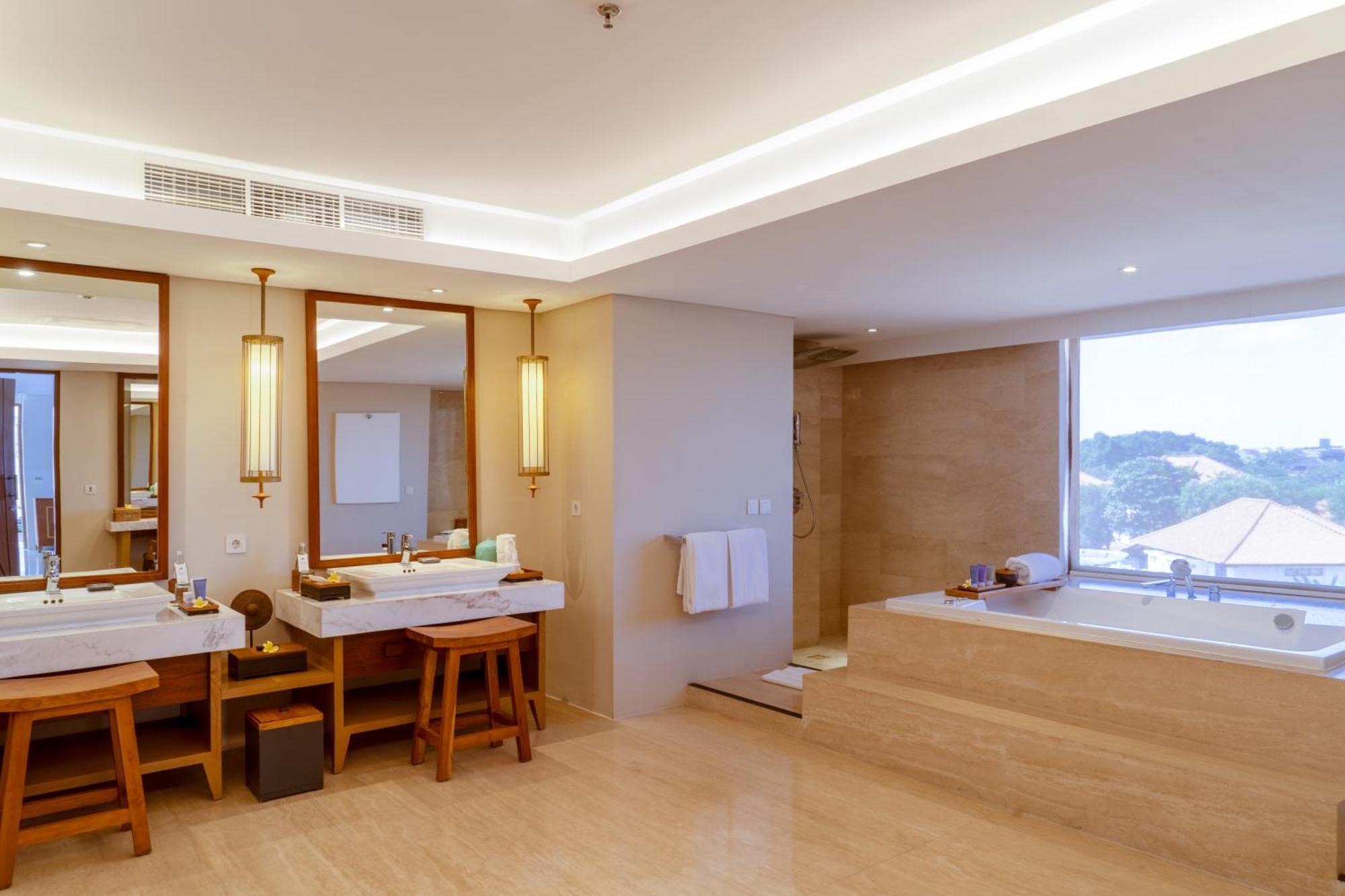 Royal At The Bandha Villa