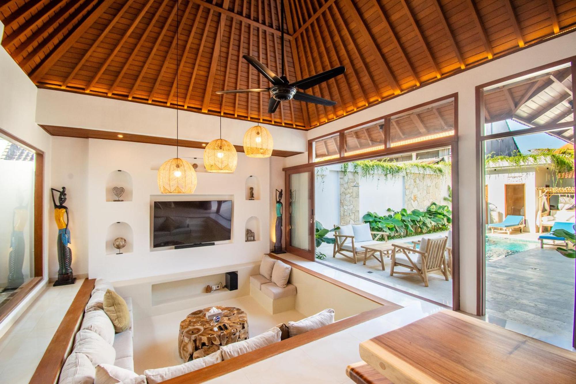 Mayo Villa
