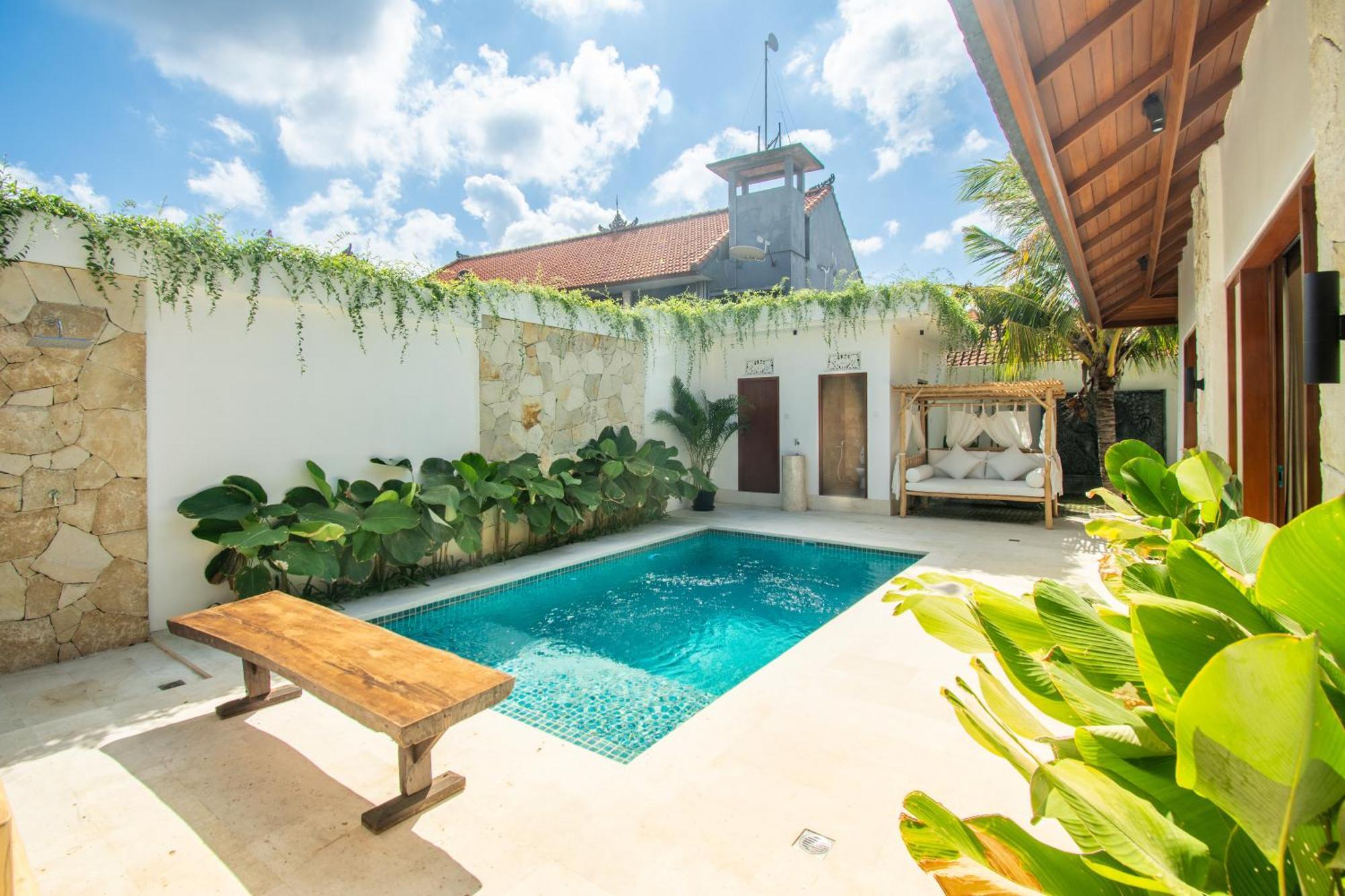 Mayo Villa