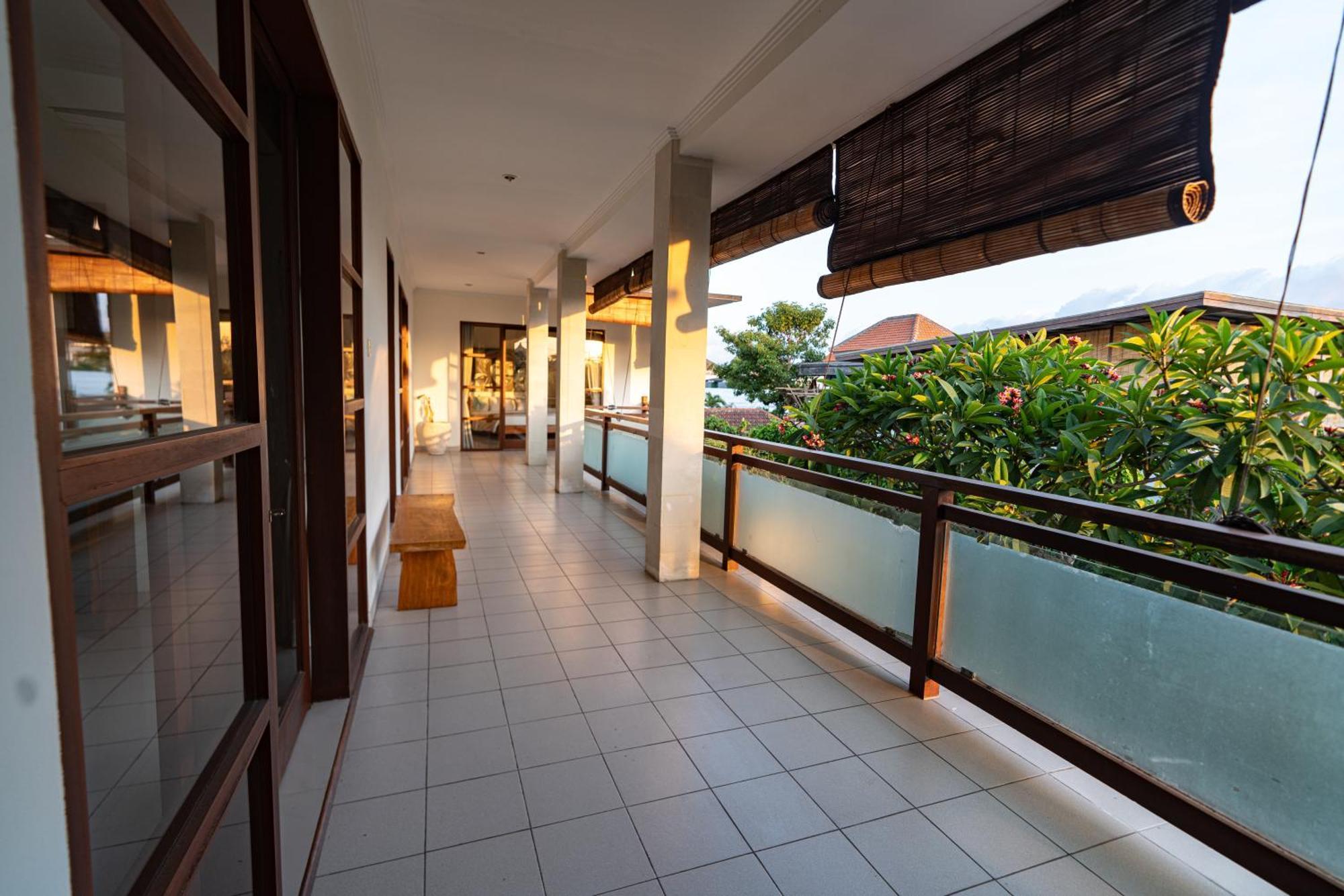 Tepi Sungai A Luxurious, Under New Management, 6 Bedroom 620 Sqm Retreat Featuring A Stunning 15 Meter Pool And Dedicated Childrens With 4 Bunk Beds Newly Renovated In Seminyak Villa *