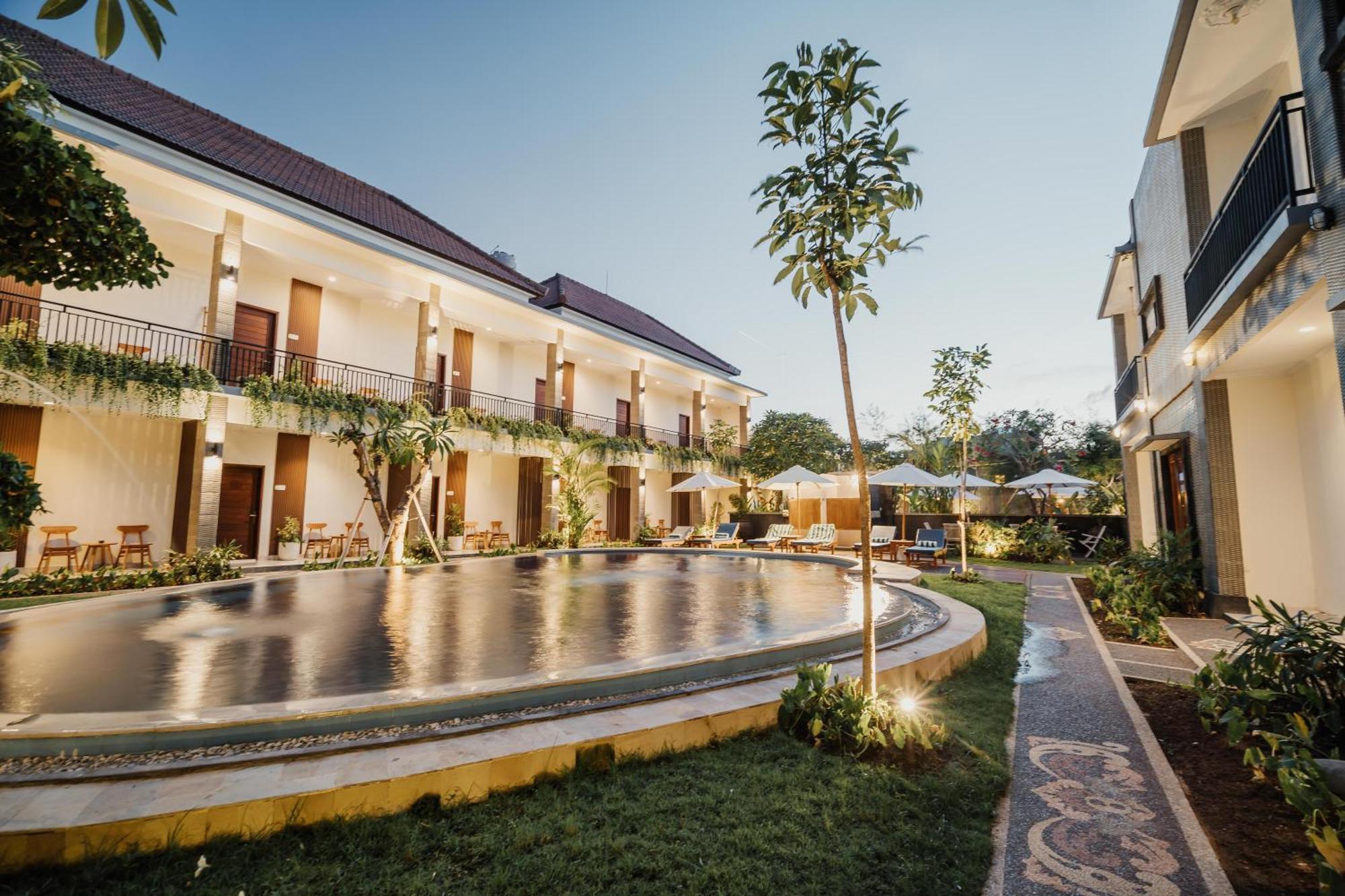 Seminyak Hotel 3*