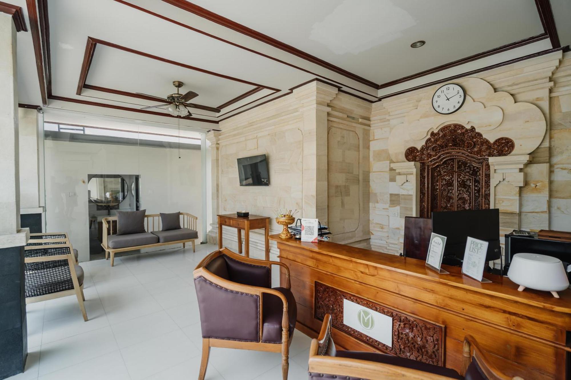 Hotel Seminyak 3*