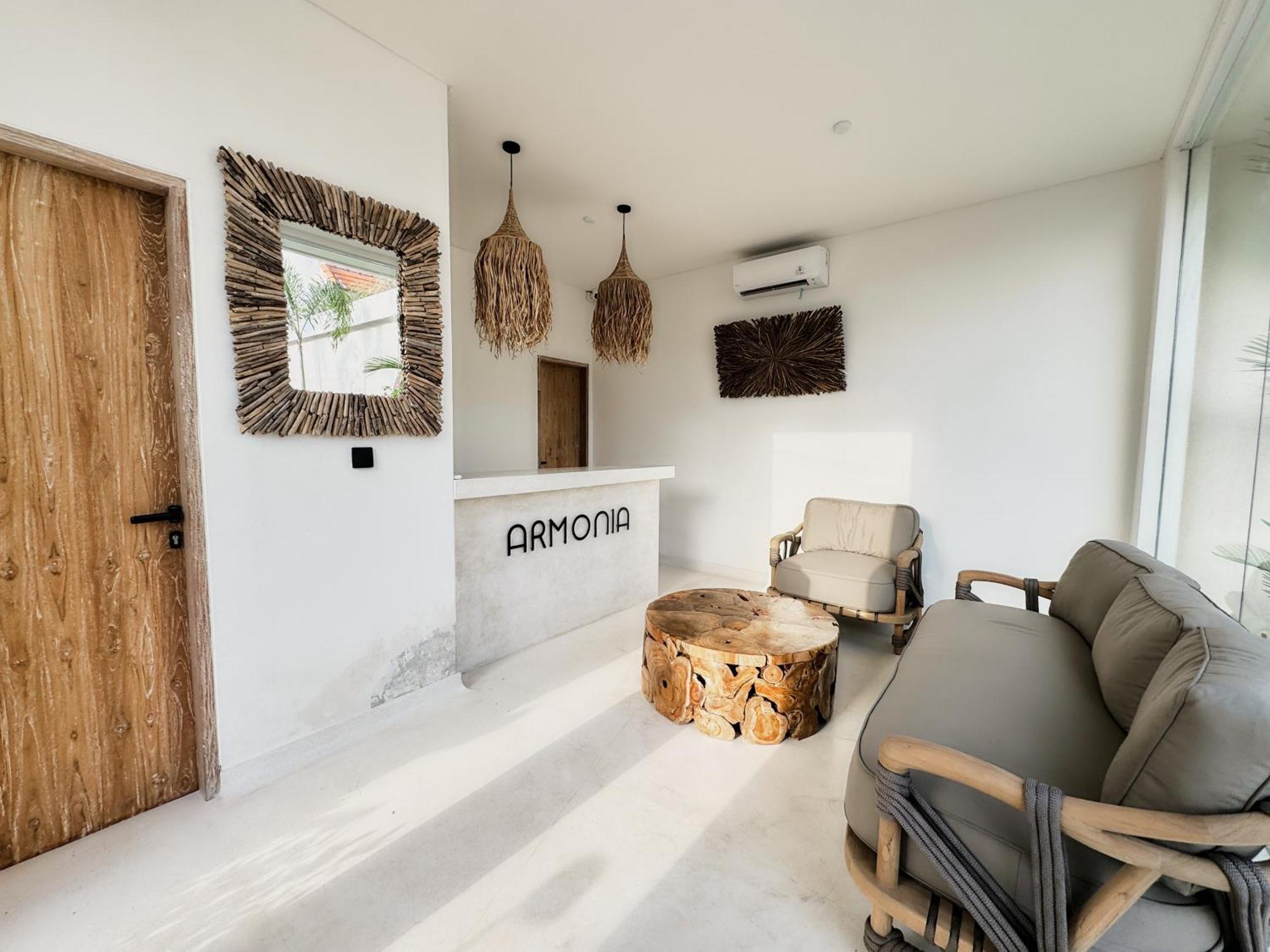 Armonia Bali *