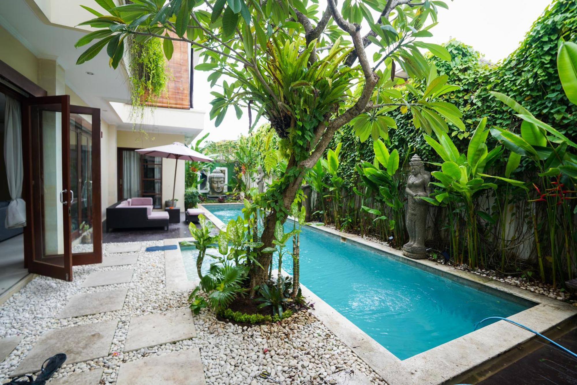 Tepi Sungai A Luxurious, Under New Management, 6 Bedroom 620 Sqm Retreat Featuring A Stunning 15 Meter Pool And Dedicated Childrens With 4 Bunk Beds Newly Renovated In Seminyak Villa