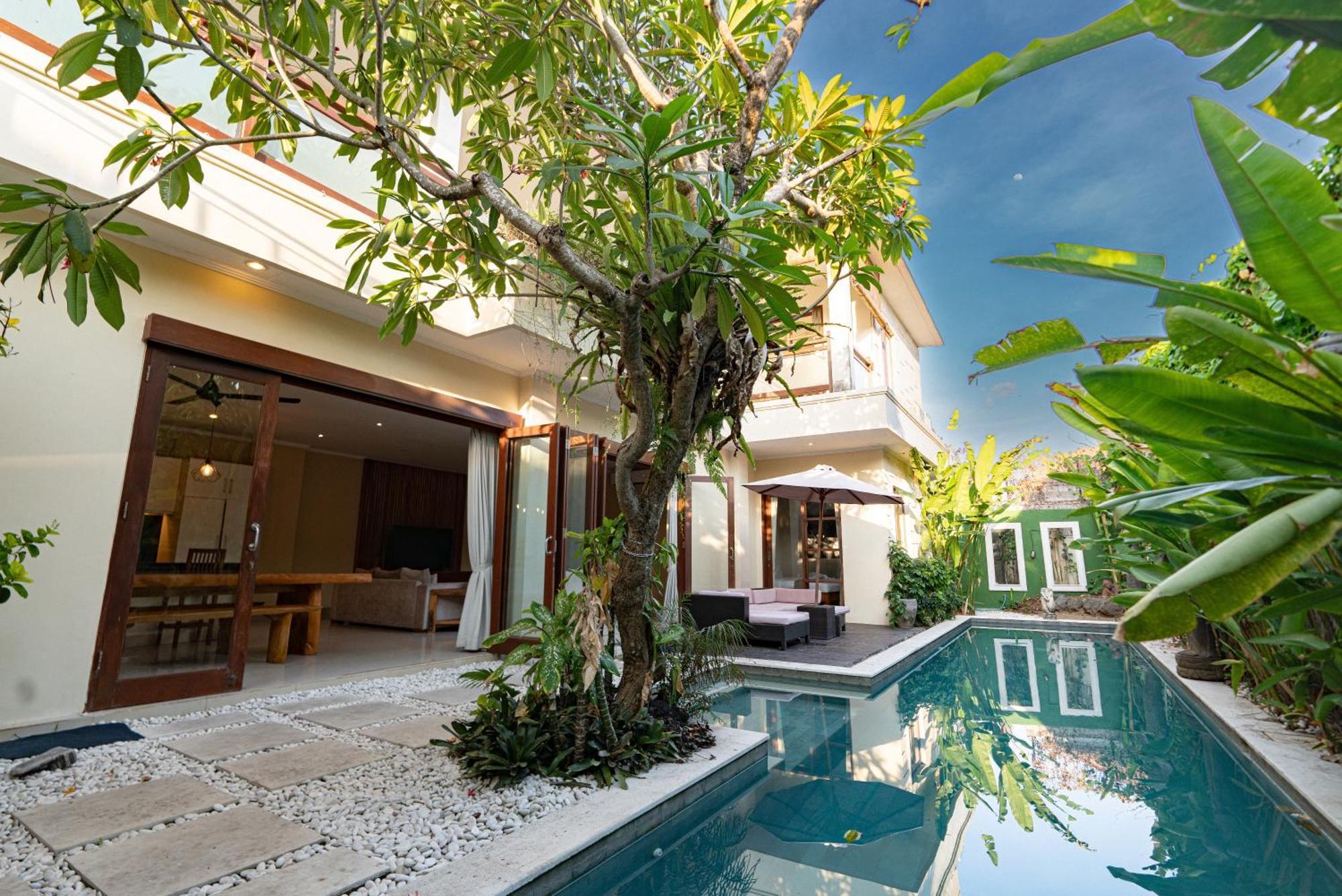 Tepi Sungai A Luxurious, Under New Management, 6 Bedroom 620 Sqm Retreat Featuring A Stunning 15 Meter Pool And Dedicated Childrens With 4 Bunk Beds Newly Renovated In Seminyak Villa *