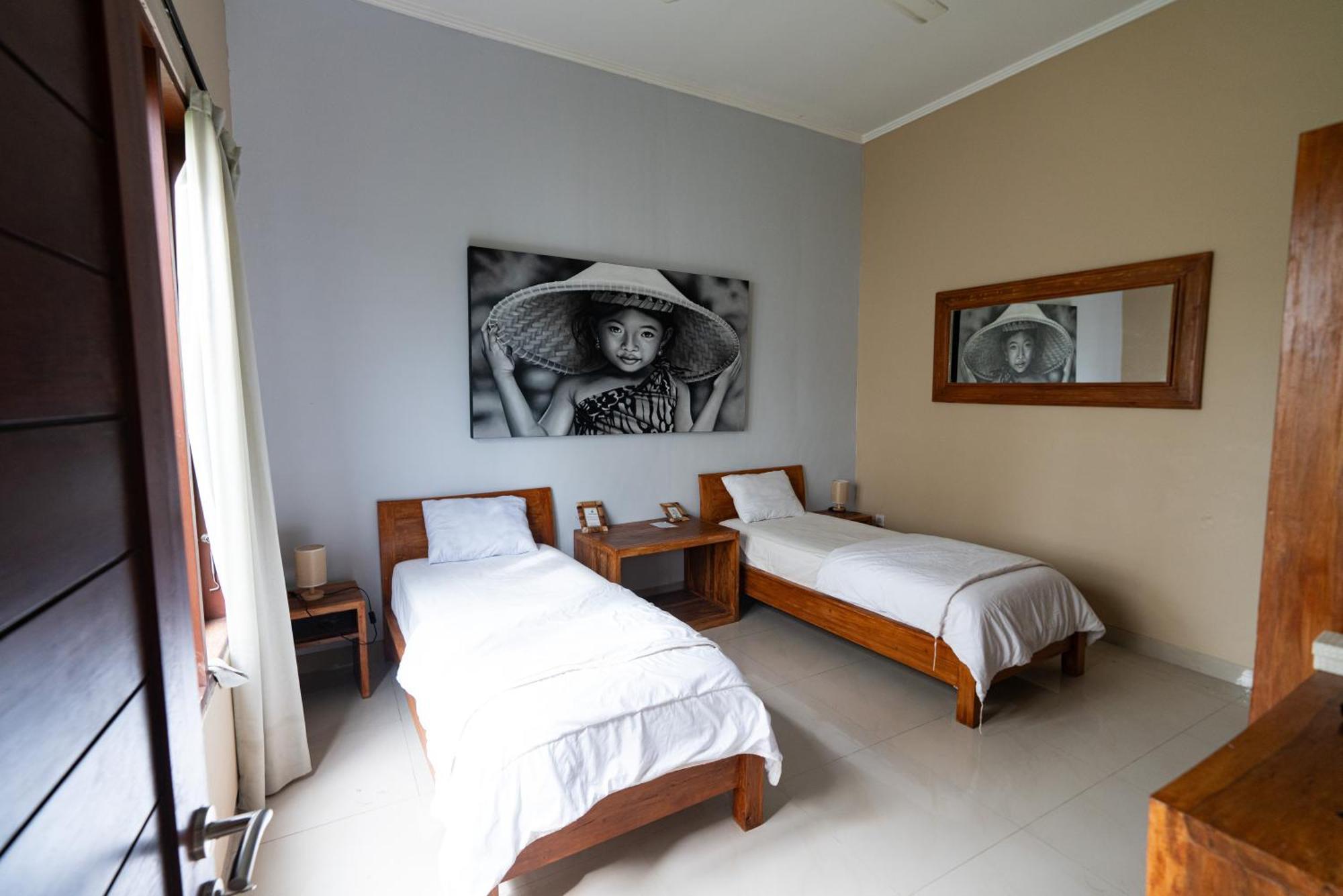 Tepi Sungai A Luxurious, Under New Management, 6 Bedroom 620 Sqm Retreat Featuring A Stunning 15 Meter Pool And Dedicated Childrens With 4 Bunk Beds Newly Renovated In Seminyak Villa *