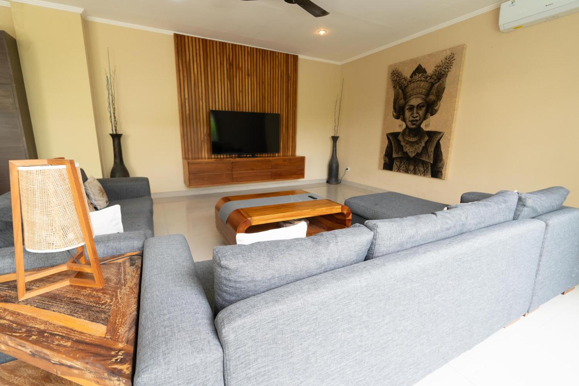 Tepi Sungai A Luxurious, Under New Management, 6 Bedroom 620 Sqm Retreat Featuring A Stunning 15 Meter Pool And Dedicated Childrens With 4 Bunk Beds Newly Renovated In Seminyak