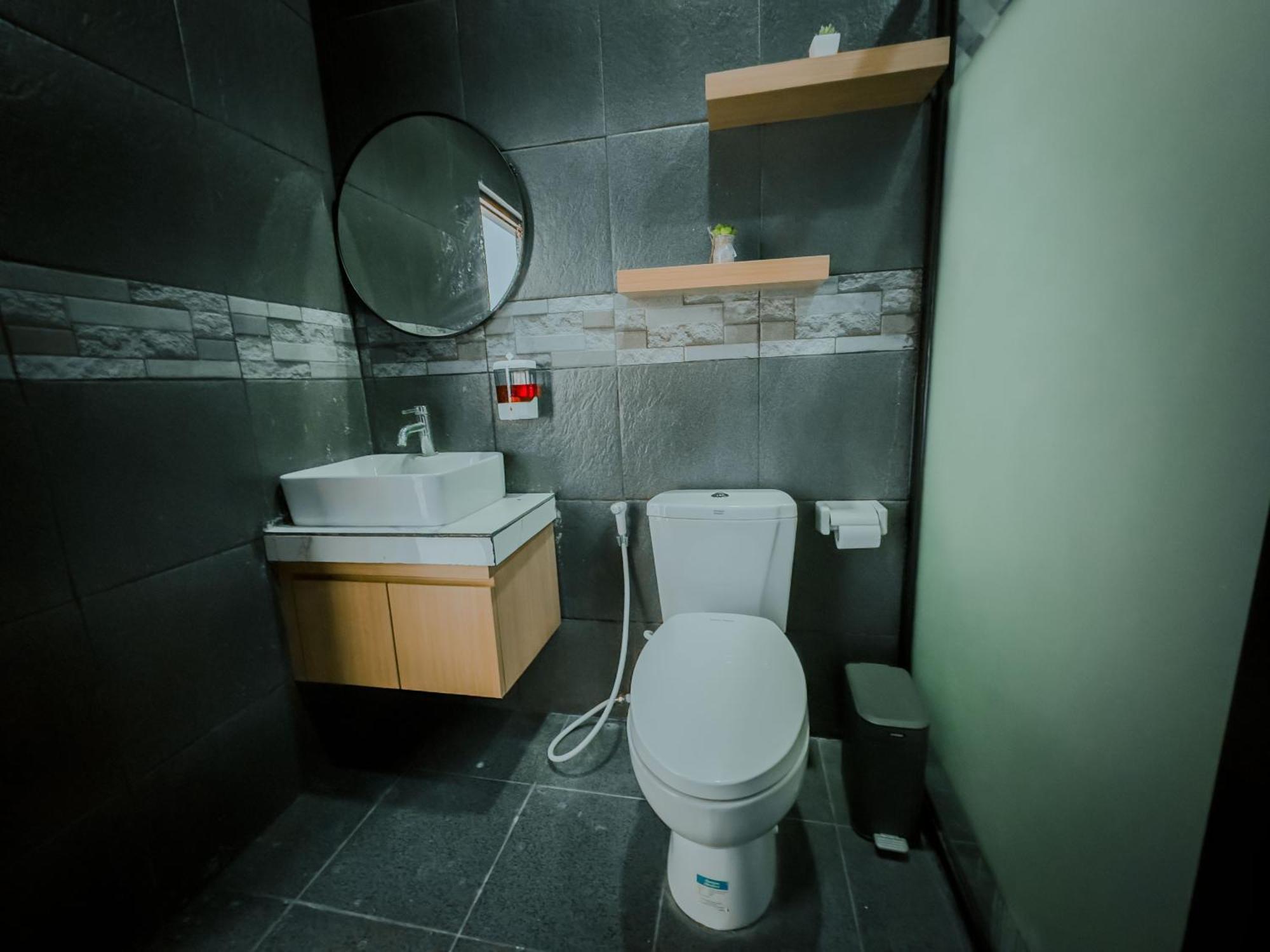 Pachira Living - Monthly Rate Available Guest house