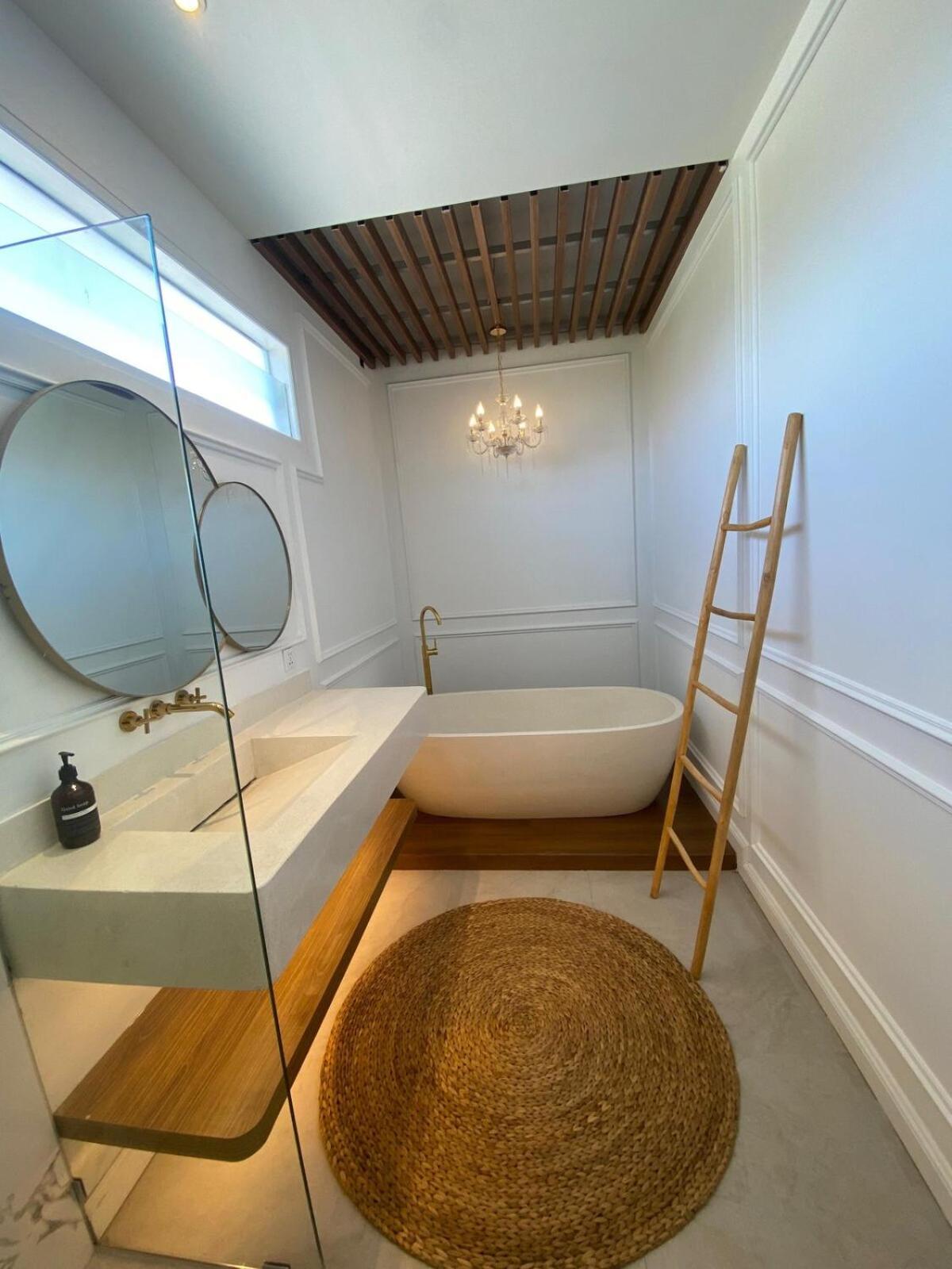 Ara Santvana Bali Villa *