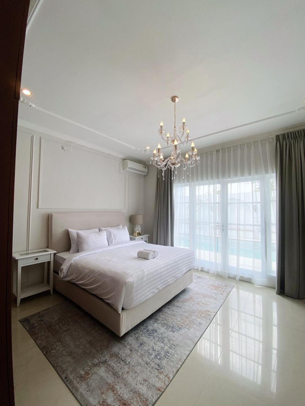Ara Santvana Bali *