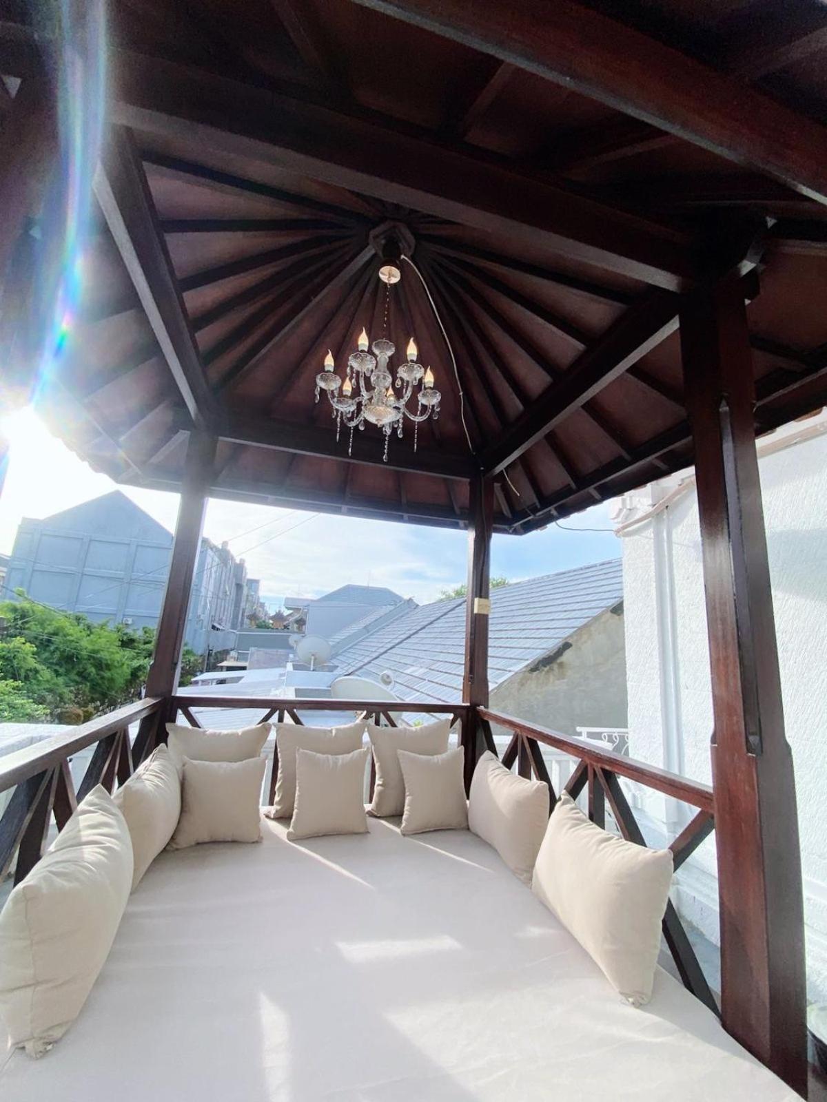Ara Santvana Bali Villa *