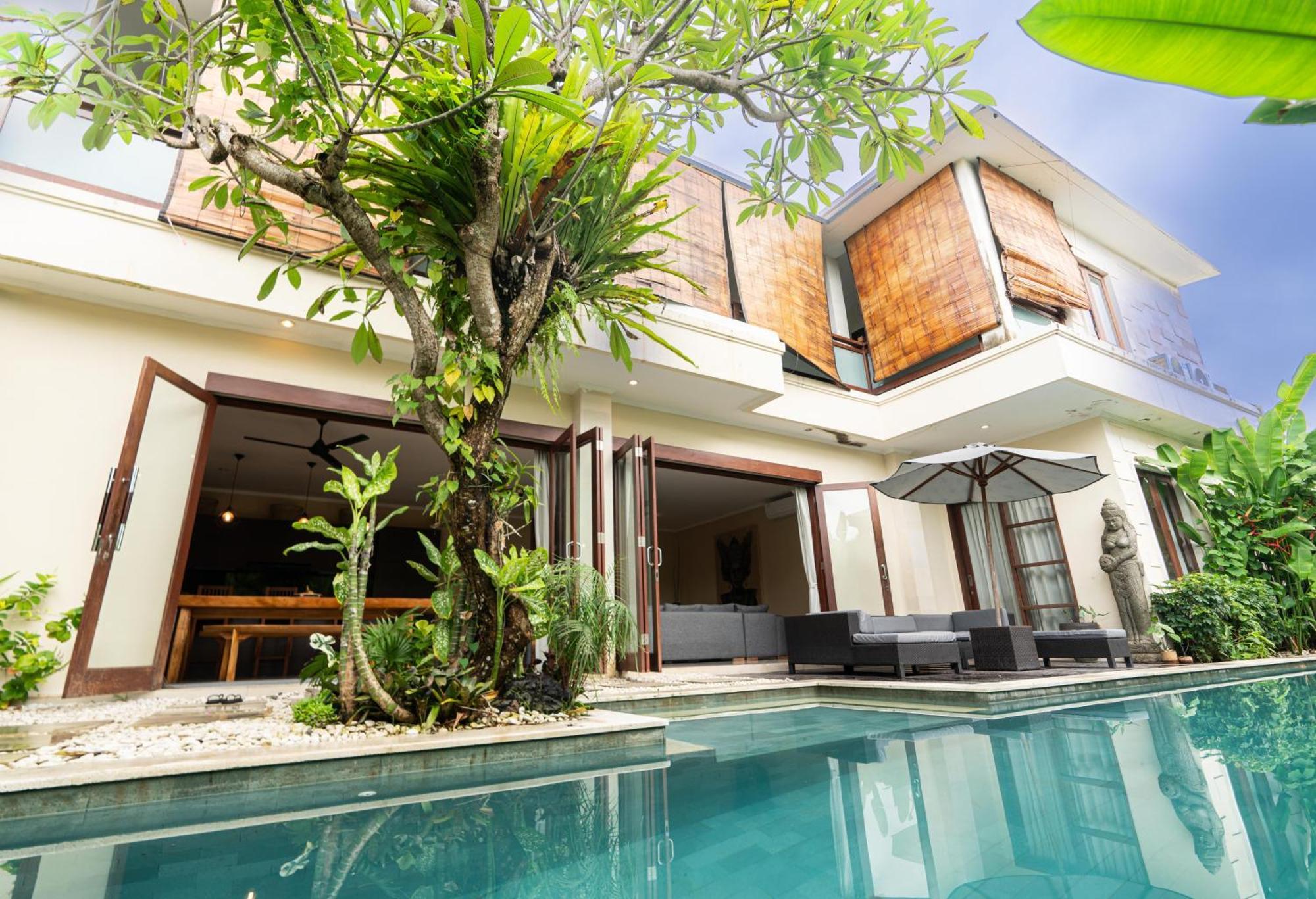 Villa Tepi Sungai A Luxurious, Under New Management, 6 Bedroom 620 Sqm Retreat Featuring A Stunning 15 Meter Pool And Dedicated Childrens With 4 Bunk Beds Newly Renovated In Seminyak *