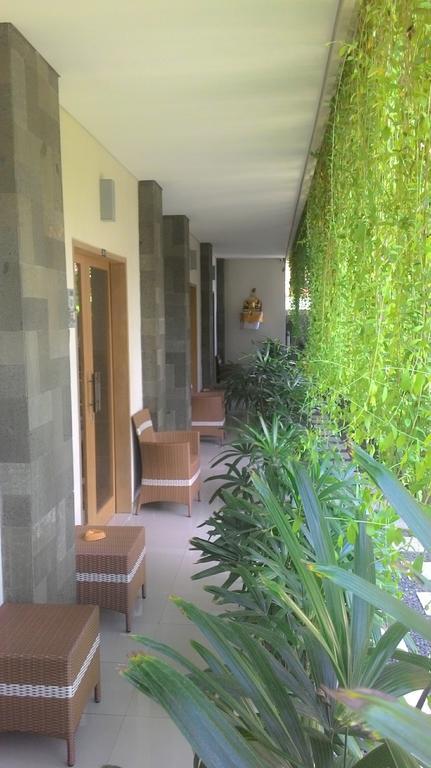Kubu Carik Wisma tamu