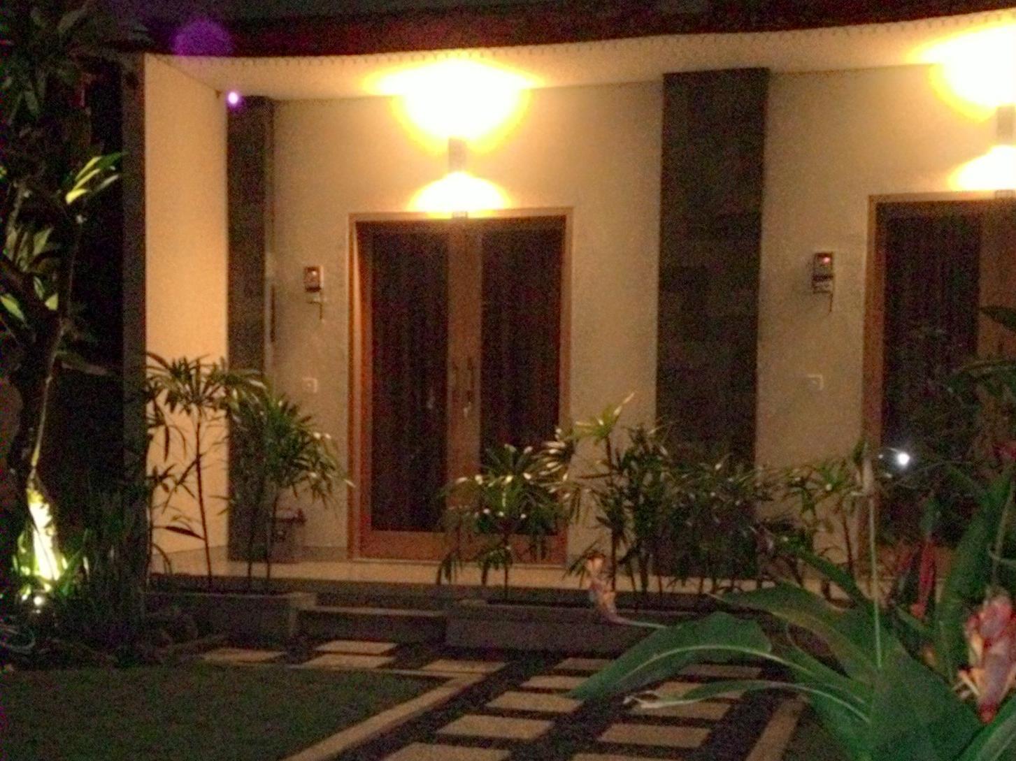 Kubu Carik 3*