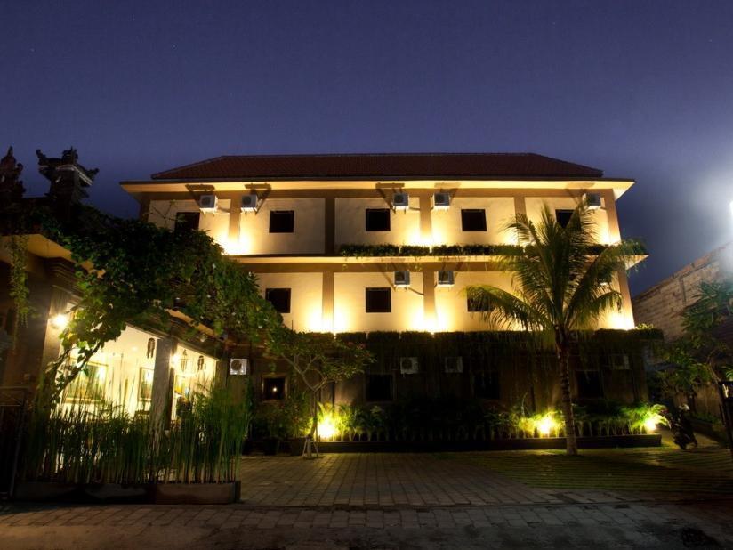 Gana Hotel 2*