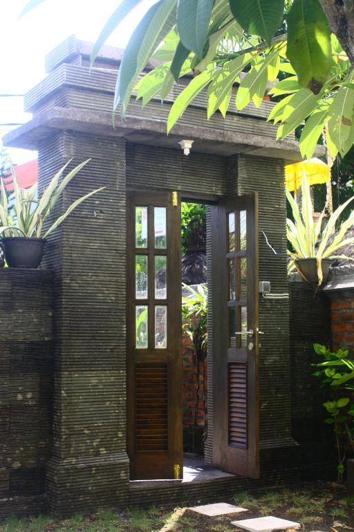 Guest house Grand Bimasena