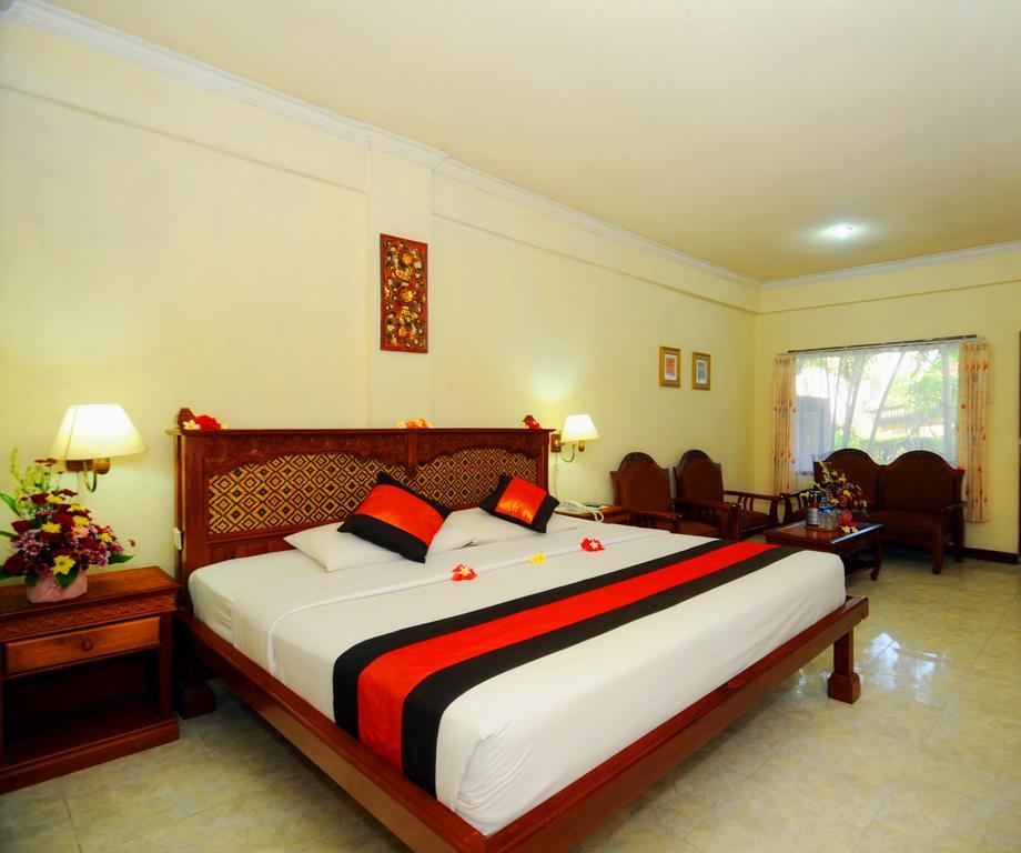 Melasti & 3* Legian